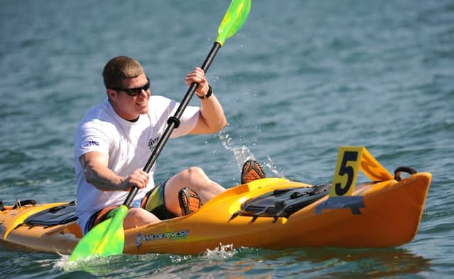 kayaking kayaker kayak water sports 40859