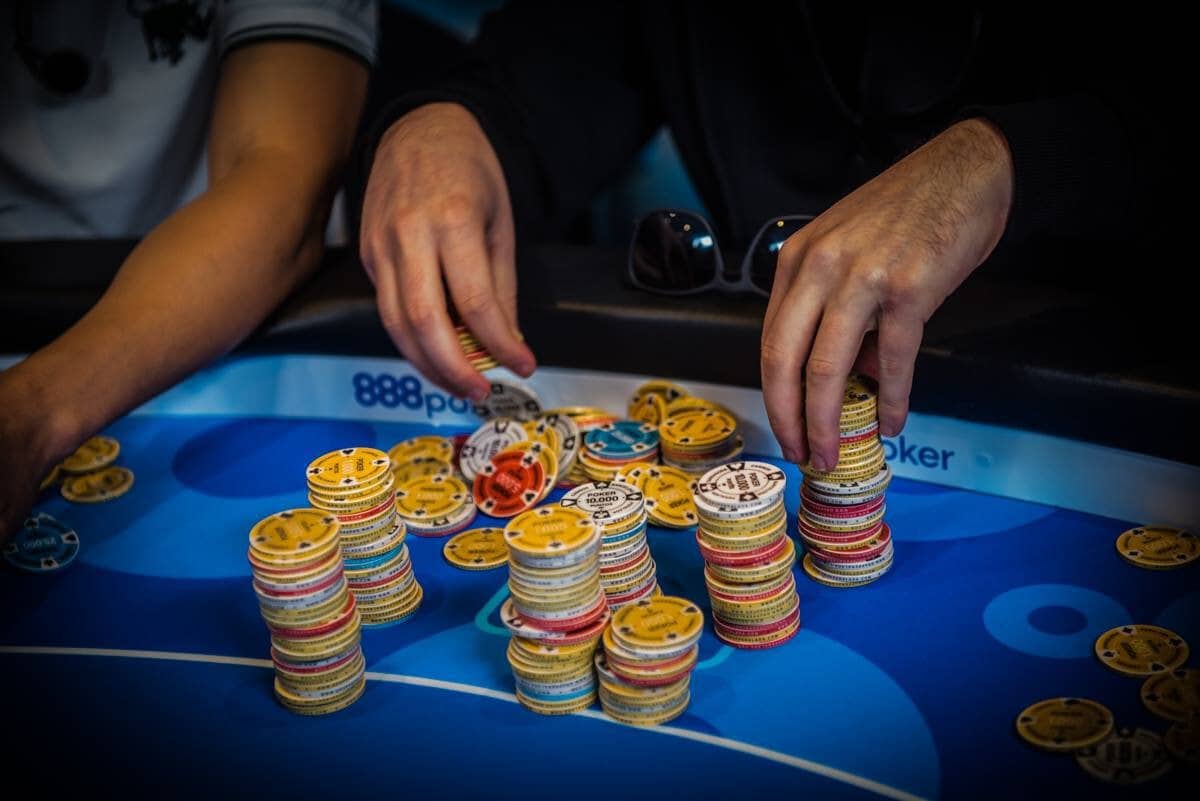 In What Ways Do Online Poker And Home Poker Games Differ? 3 111