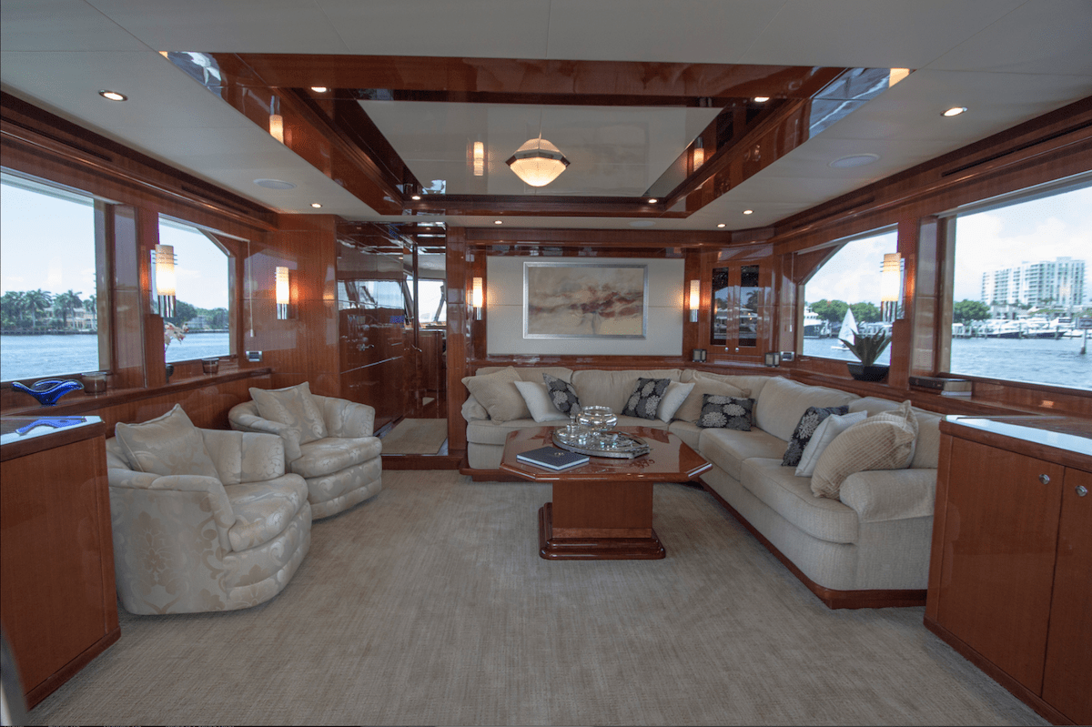 The Pearl Luxury Motor Yacht For Sale Mainsalonforward