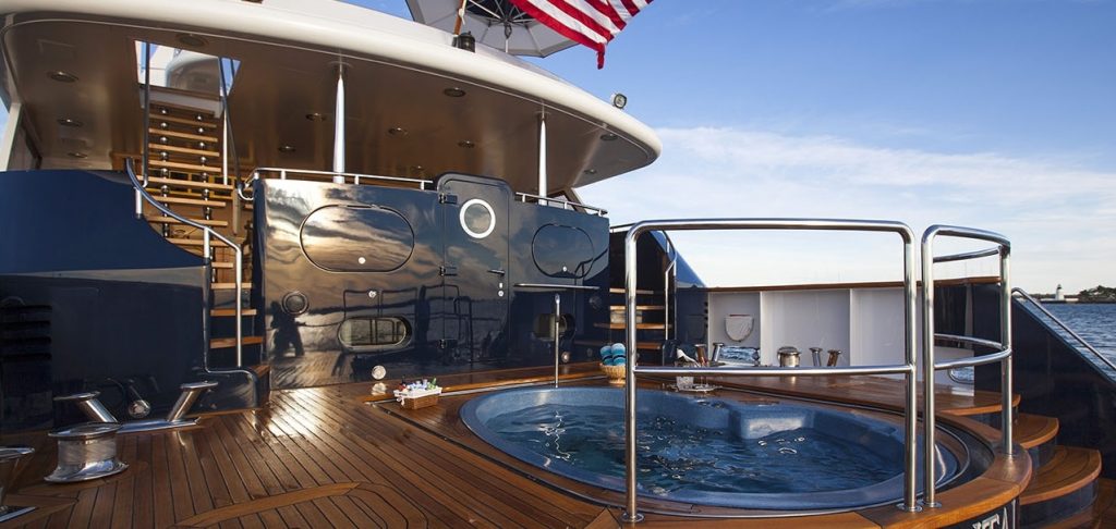 Yacht Charter Deals for Christmas and New Year 2017/2018 3 Yacht charter broker Yacht Chantal ma vie