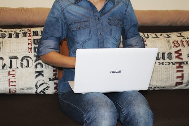 How to Style Denim for Work 2 pexels photo 265607