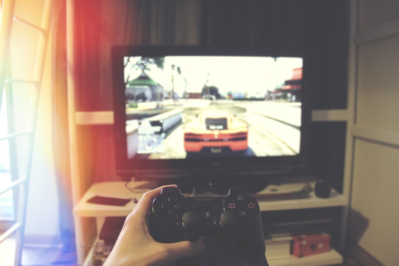 Gaming is Gaining Traction on Hollywood 4 computer 1845880 1280